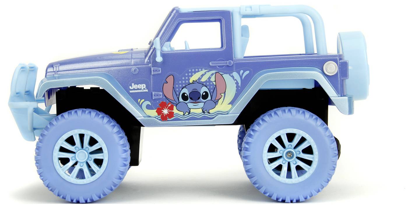 Zabawkowy jeep w niebieskim kolorze z ilustracją animowanej postaci o dużych uszach i podniesionymi ramionami, otoczony grafiką rozbryzgów wody.