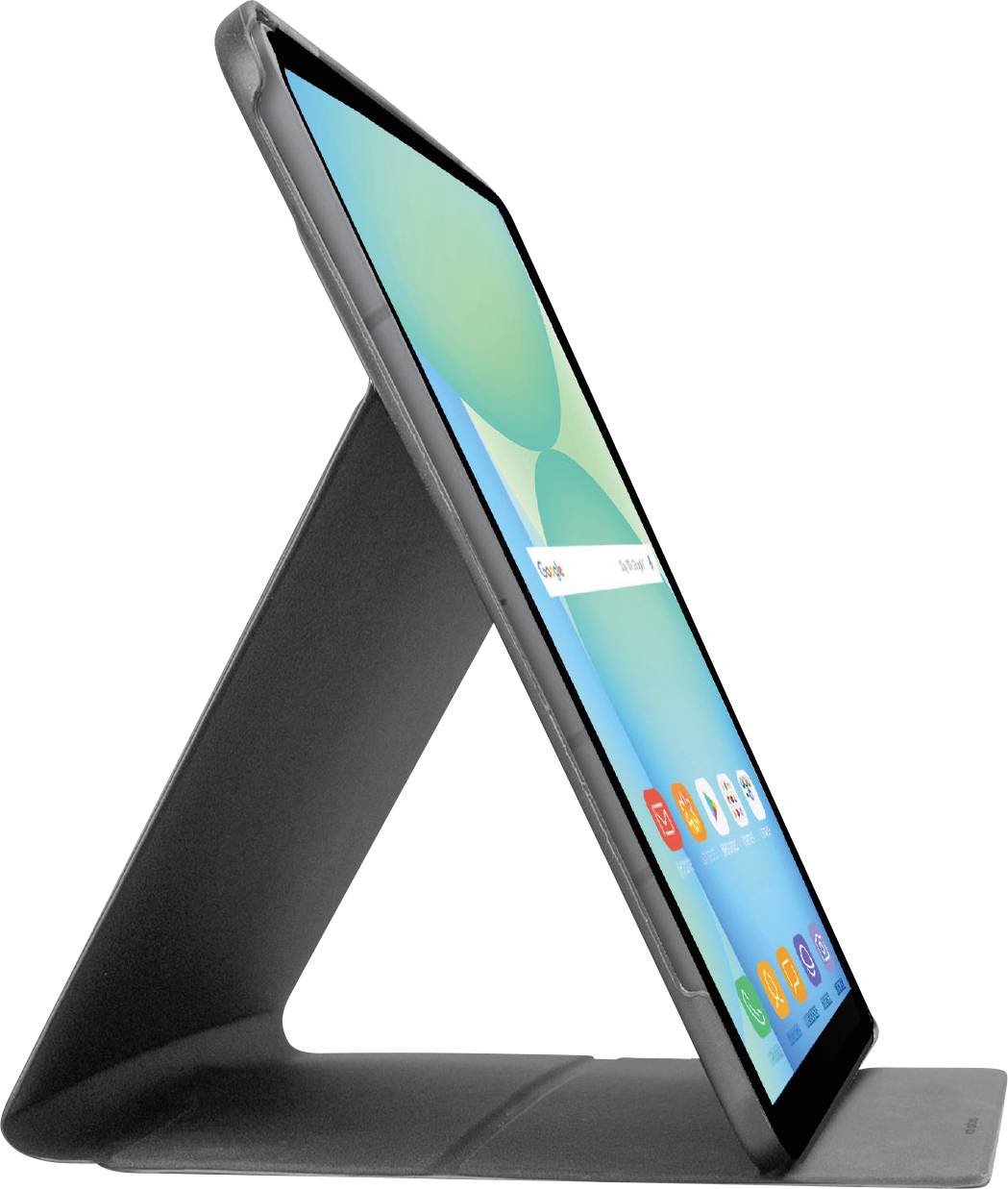 Tablet w czarnym etui jest oparty na statywie i wyświetla ekran główny z różnymi ikonami aplikacji na jasnoniebieskim tle.