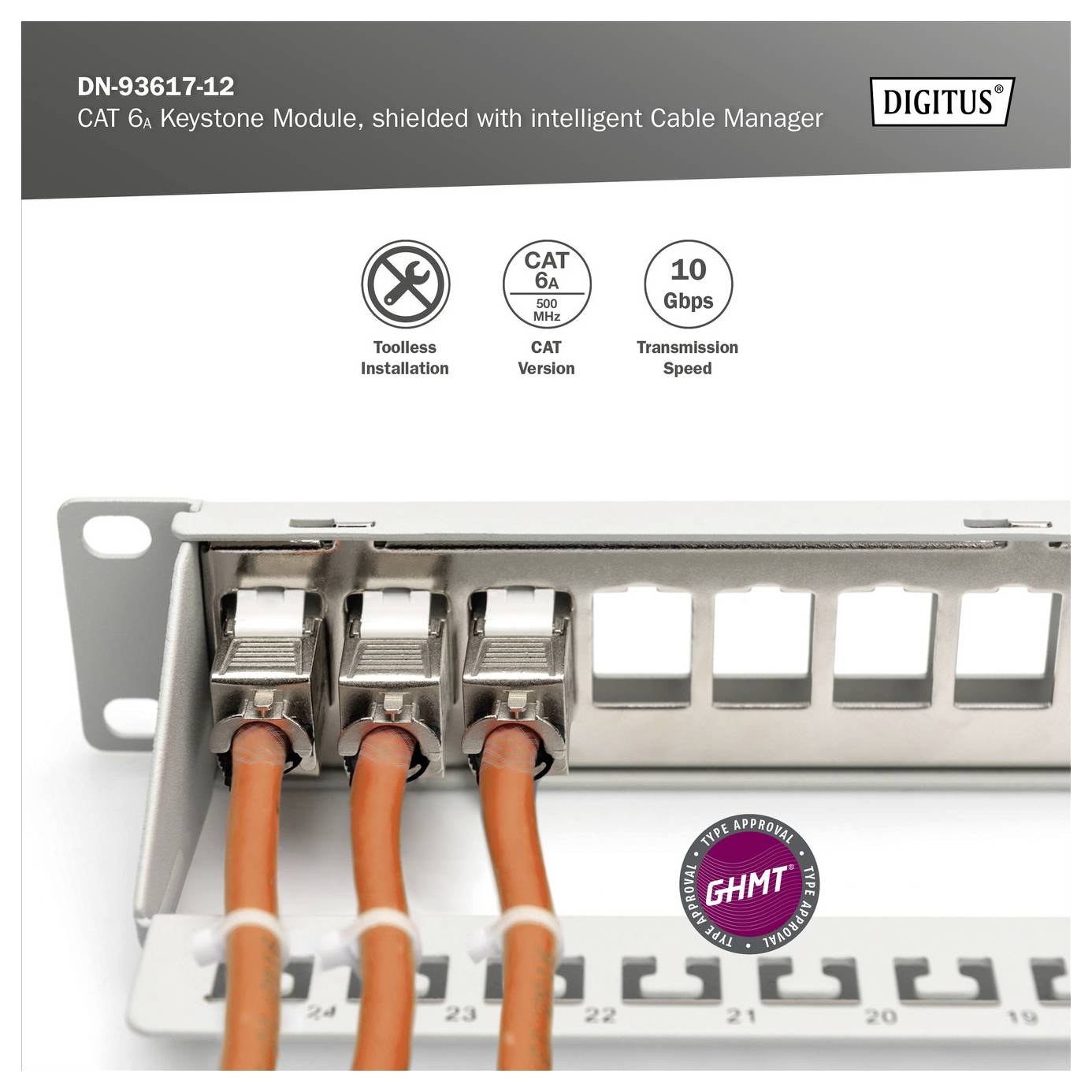 'DN-93617-12: Moduł Keystone CAT 6 z inteligentnym Menadżerem Kabli, CAT 6A, 500 MHz, prędkość transmisji 10 Gbps, weryfikacja GHMT.' Obraz przedstawia osłonięty moduł z pomarańczowymi kablami.