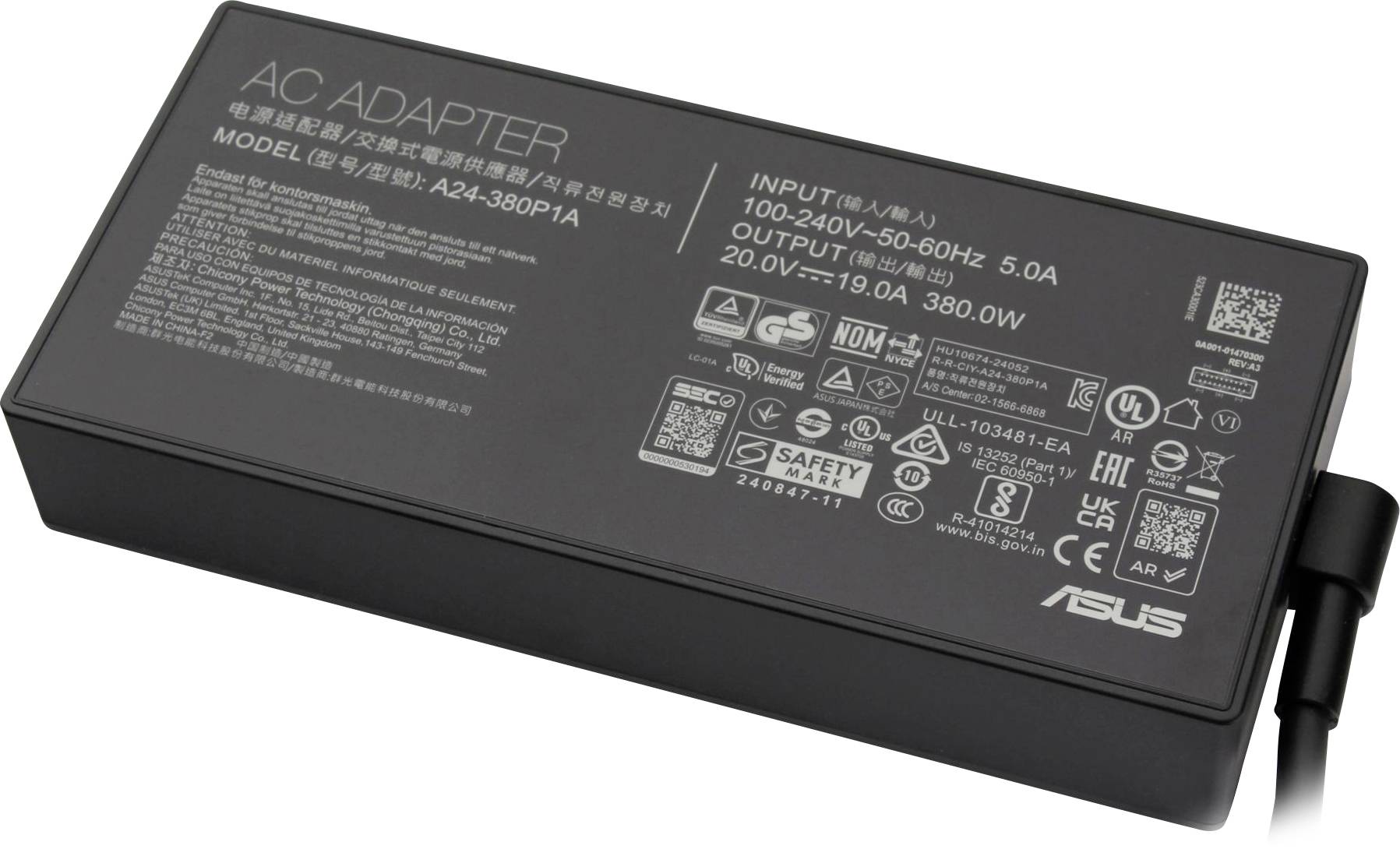 Adapter zasilający AC ze specyfikacją i certyfikatami bezpieczeństwa, w tym wejście 100-240V oraz wyjście 20V, model A24-380P1A.