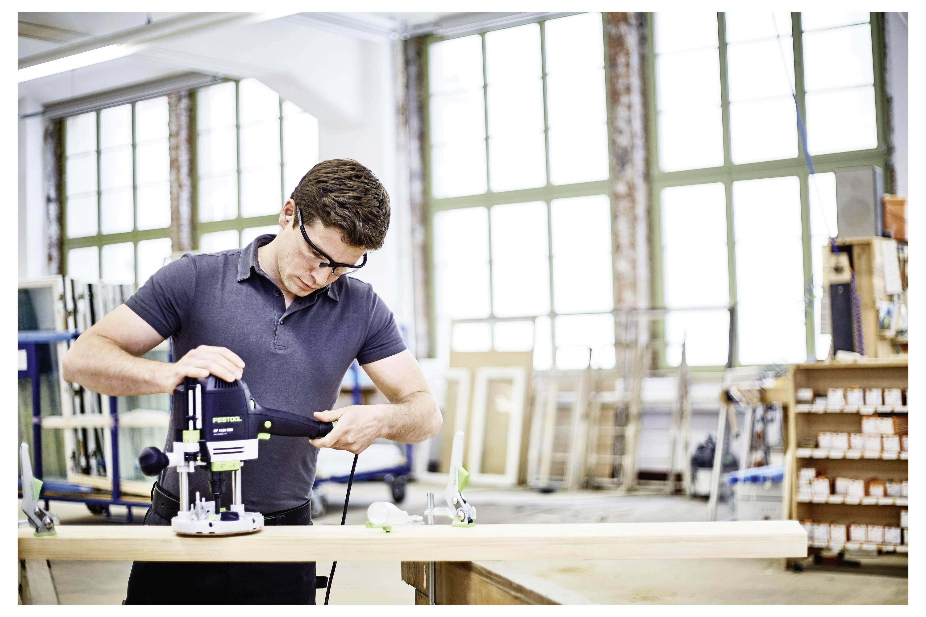 Фрезерный станок Festool 576540 OF 1400 EBQ-Plus + Box-OF-S мощностью 1400 Вт