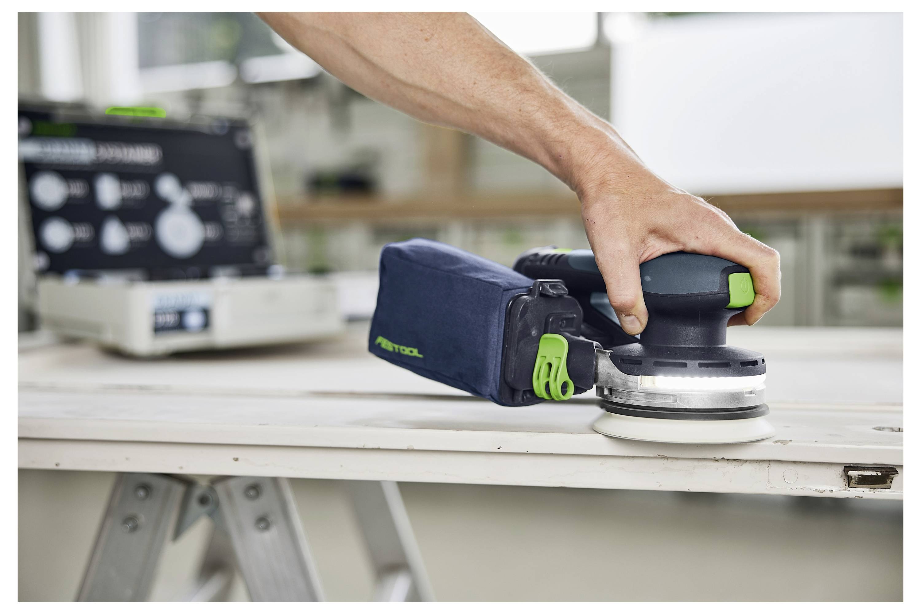 Акумуляторна ексцентрикова шліфувальна машина Festool ETSC 2 125 4.0 I-Plus 577736