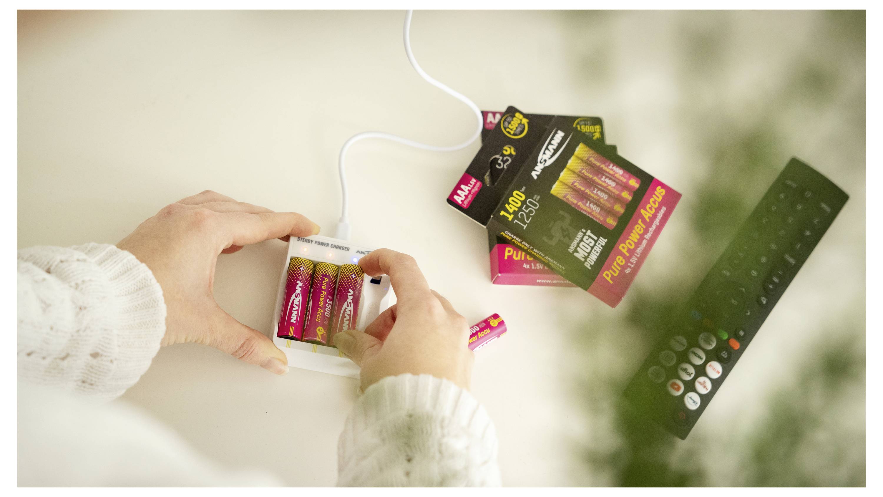 Akumulator AA/R06 Ansmann Pure Power Set 4× Mignon AA Akkus und Lademodul 1001-0183, NiMH, 3250 mAh, 1.5 V, 1 szt.-3