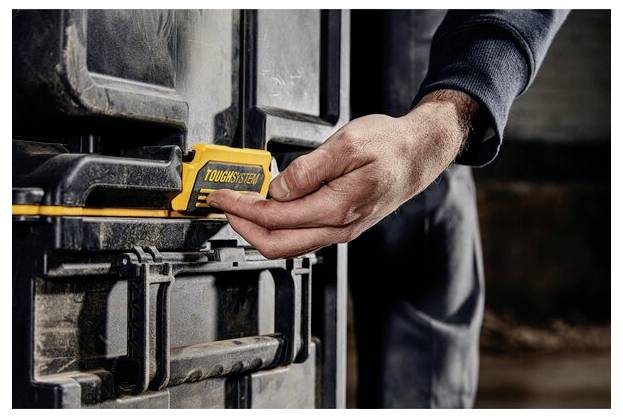 Новий транспортний кейс DEWALT DWST83294-1