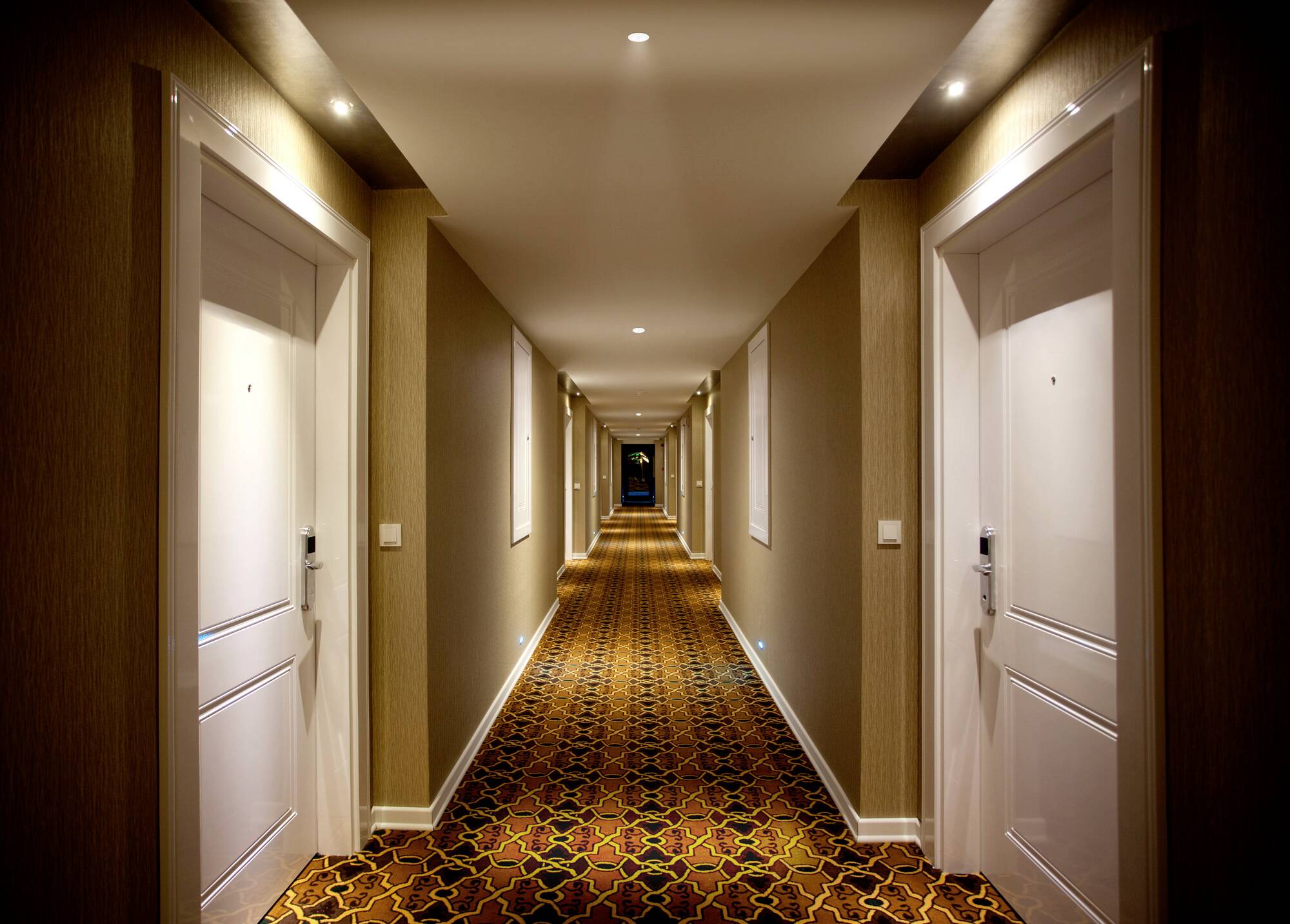 Точковий світильник, стельовий світильник OSRAM HOMELIGHTING SP ADJ P 8W 930 PS DIM IP20 WT 4058075799646 230 V 8 W 680 lm