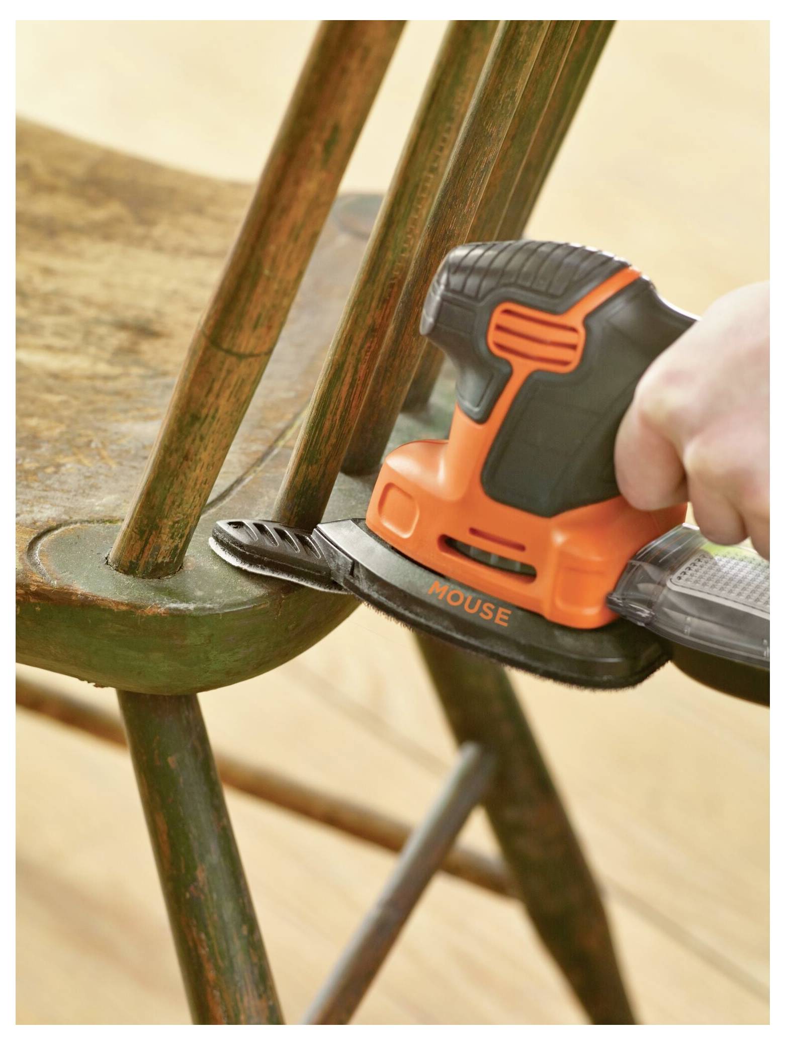 Дельташліфувальна машина Black & Decker KA2000-QS 120 Вт