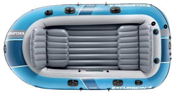 Niebieska i szara łódź pneumatyczna zaprojektowana dla czterech osób, z wieloma komorami powietrznymi i punktami mocowania, odpowiednia do użytku rekreacyjnego.