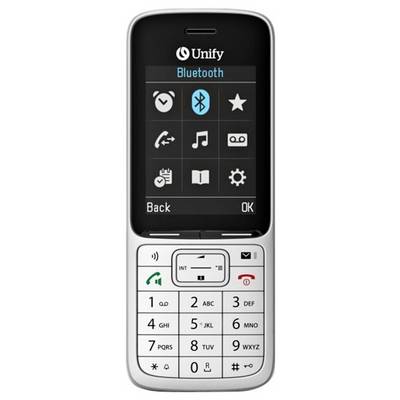 Telefon komórkowy wyświetlający menu z ikonami zegara, Bluetooth, głośności, kalendarza i ustawień. Klawiatura pokazuje cyfry i podstawowe kontrolki.