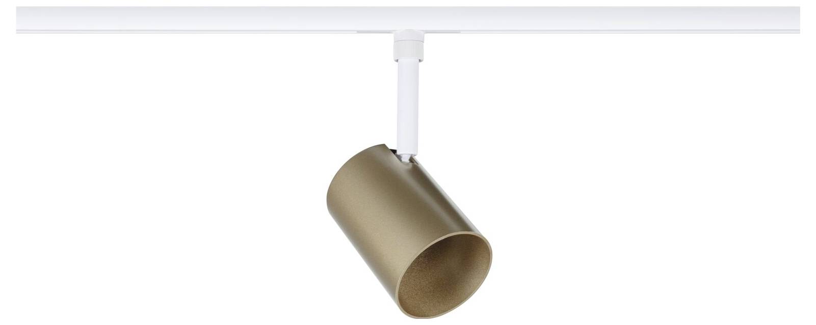Złota cylindryczna lampa reflektor zawieszona na białym torze sufitowym na tle gładkiej białej ściany.