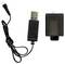 Czarny kabel USB i adapter z perforowanym urządzeniem prostokątnym pokazanym na białym tle.