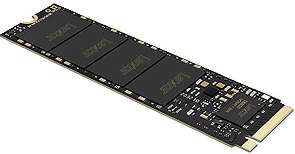 Obwód dysku M.2 NVMe solid-state drive pokazany na białym tle, z widocznymi kostkami NAND i złotą krawędzią złącza.
