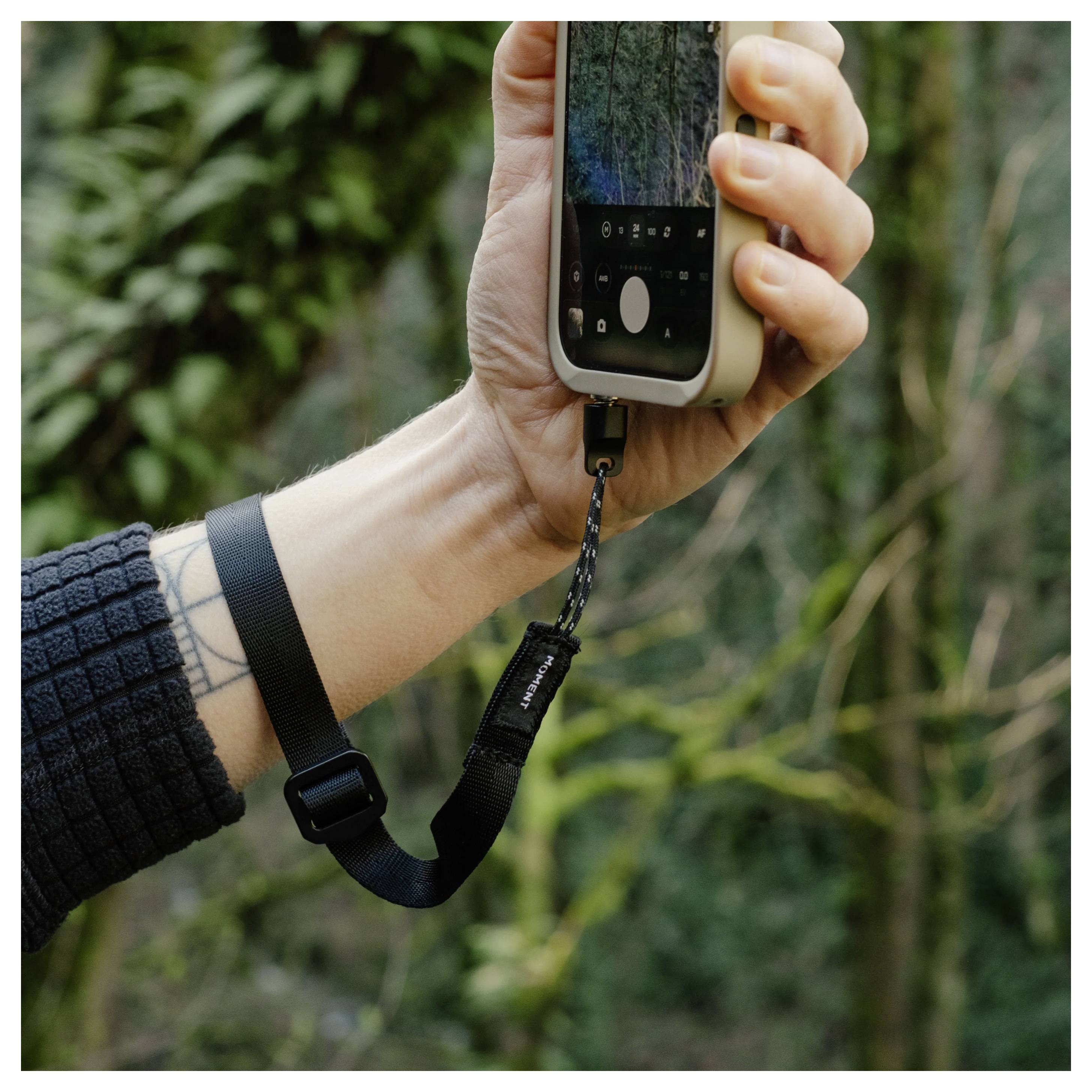 Pasek na rękę Moment Moment Mobile Adjustable Wrist Strap Bla czarny-4