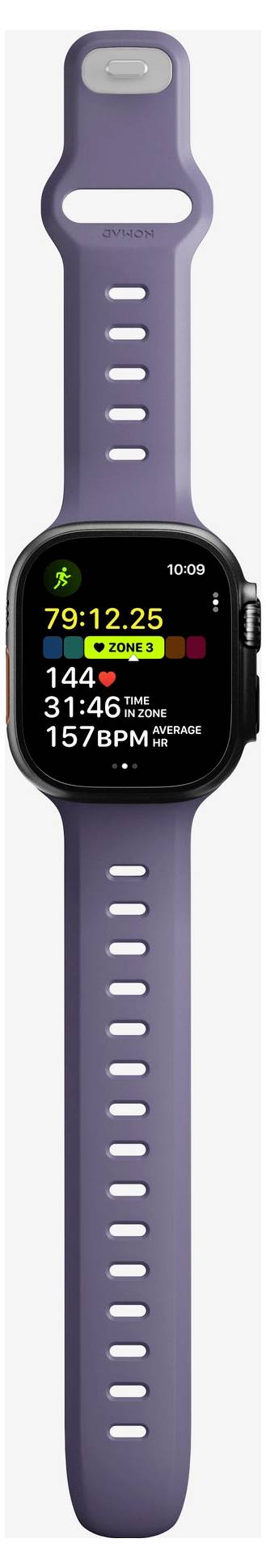Fioletowy smartwatch z czarnym wyświetlaczem pokazujący statystyki fitness: czas 79:12:25, data 9 luty 2024, 144 kalorie, 31:46 dystans, 157 BPM tętno.