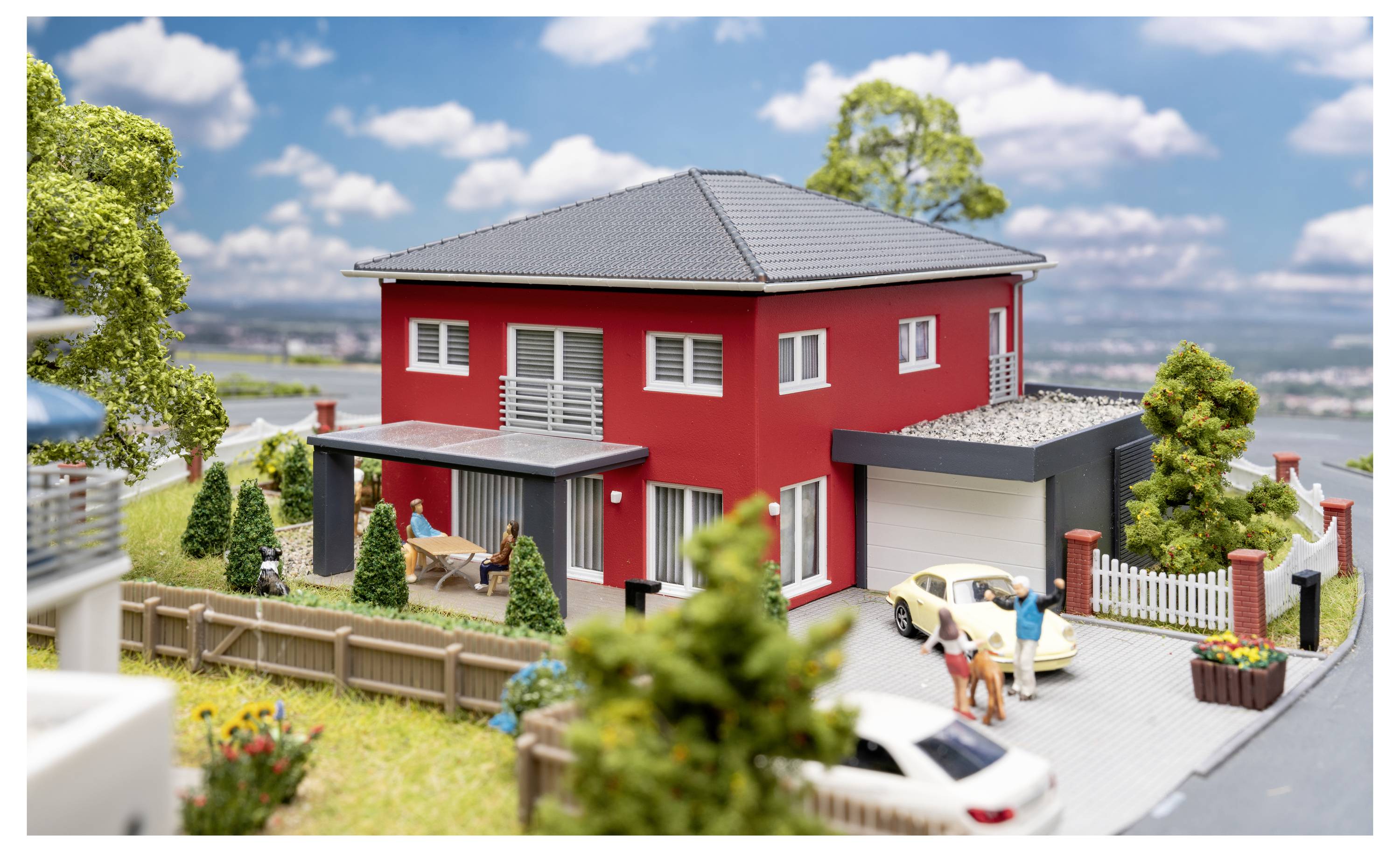 WeberHaus CityLife, красный сборочный комплект Faller 130743 H0, 1 шт.