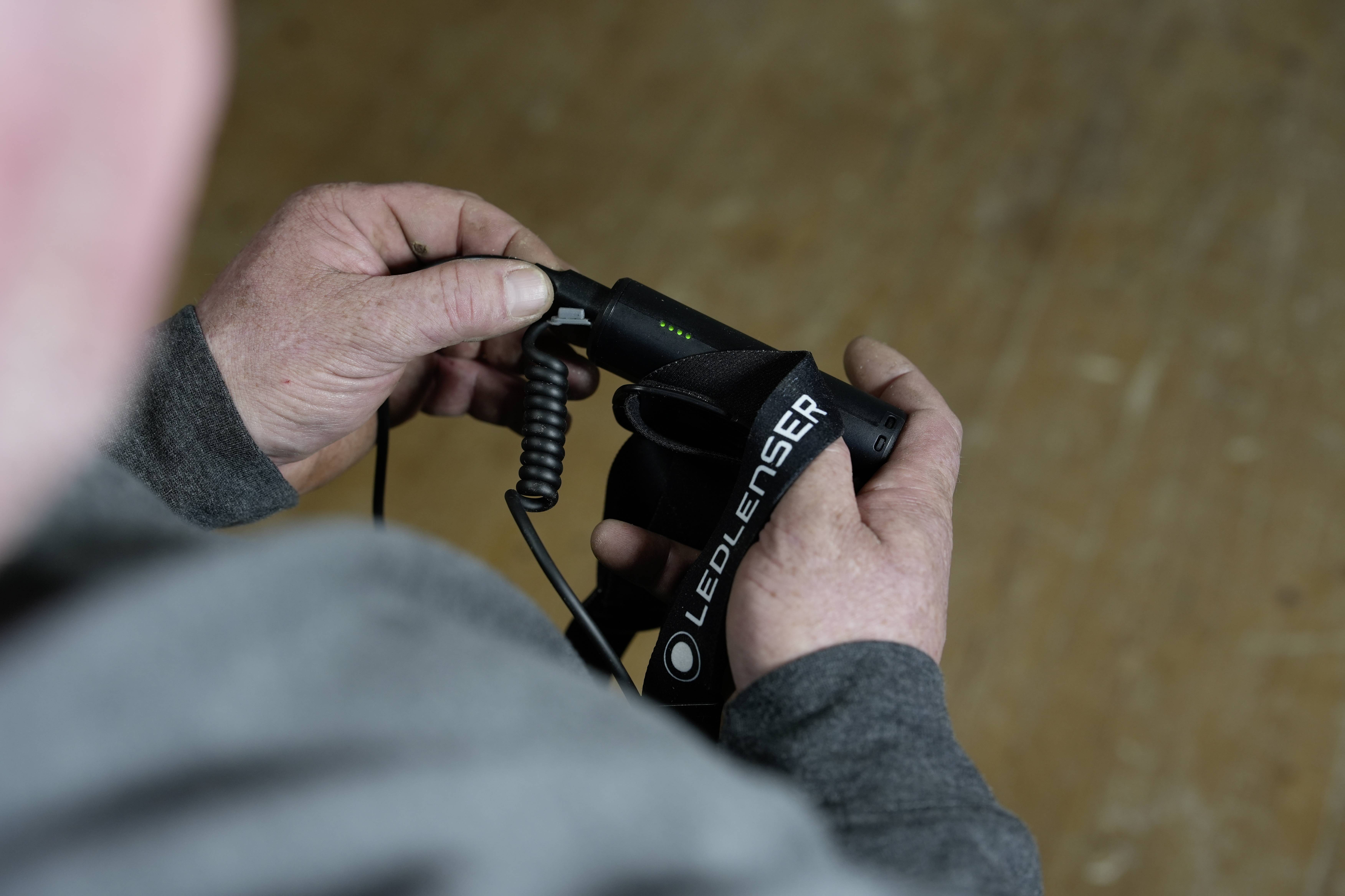 Ledlenser H7R LED Latarka czołowa akumulatorowe 1200 lm 4 h 503221-31
