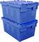 Dwie niebieskie, składowane pudła z tworzywa sztucznego z zamykanymi pokrywkami, odpowiednie do przechowywania lub transportu.