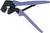 Szczypce do zaciskania z niebieskim uchwytem, używane do łączenia przewodów z zakończeniami poprzez ich zagniatanie.