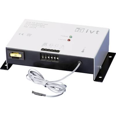 Biały regulator solarny firmy ivt do kontroli ładowania, model 'Typ M1212', przeznaczony do 12V/12A do 20A. Wyposażony w zaciski przyłączeniowe i kabel.