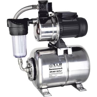 Domowa stacja uzdatniania wody z kotłem ze stali nierdzewnej i filtrem, model 'T.I.P. HWW INOX 1300 Plus F', przeznaczona do zaopatrzenia w wodę w domu.