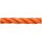 Pomarańczowa, skręcona lina na białym tle.