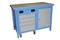 Stół warsztatowy o niebieskiej metalowej strukturze, z szufladami po lewej stronie i zamykaną szafką po prawej. Solidny blat roboczy. Na kółkach.