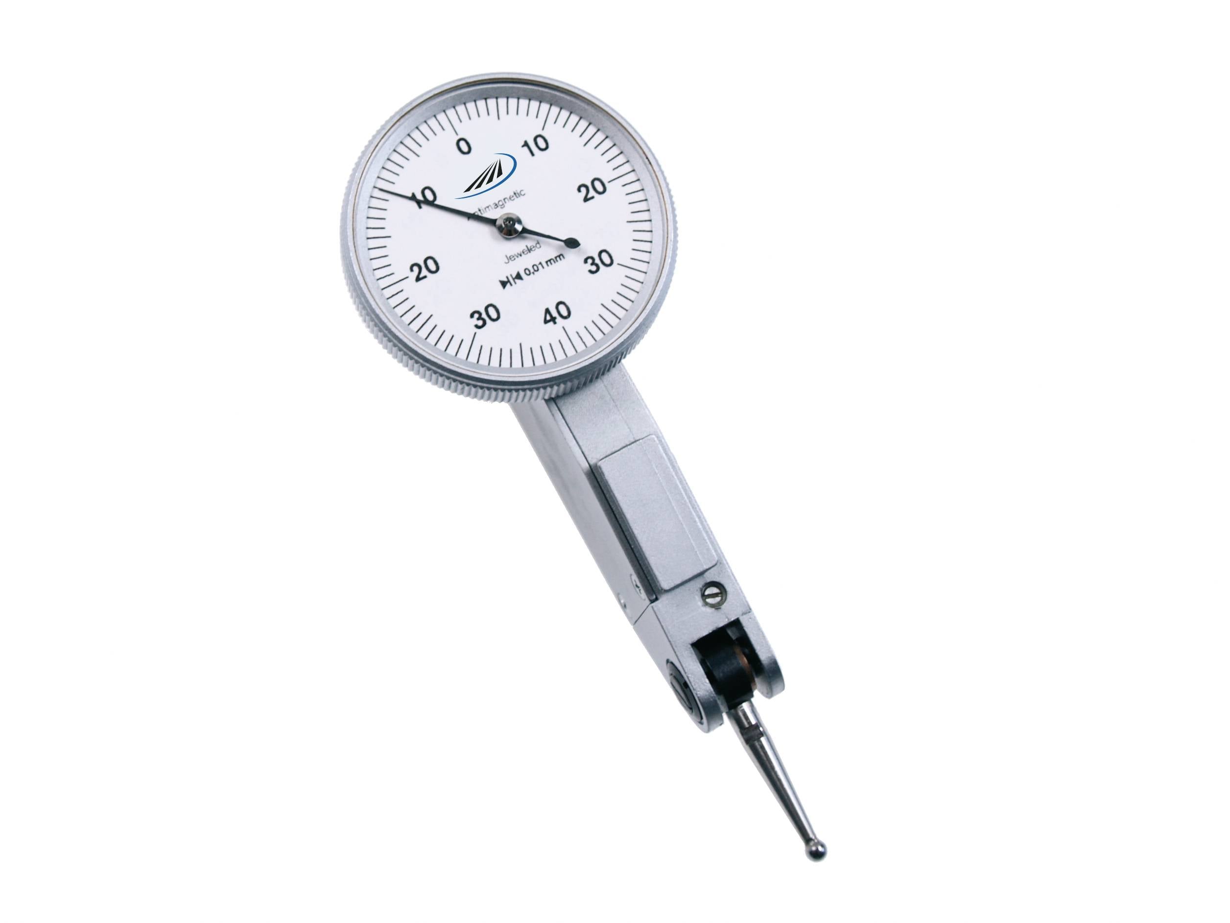 Zegarek pomiarowy z tarczą wskaźnikową w skali od 0 do 100 oraz dźwignią pomiarową. Wyświetla precyzyjne wartości pomiarowe do regulacji maszyn lub badania materiałów.