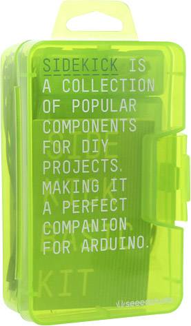 Zielone obudowa zestawu elektronicznego z tekstem: 'Sidekick to zbiór popularnych komponentów do projektów majsterkowiczów i idealny do pracy z Arduino.'