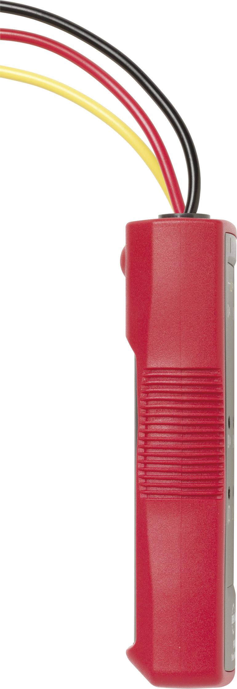 Czerwony multimetr z widocznymi czerwonymi, żółtymi i czarnymi przewodami, sfotografowany z boku. Służy do pomiaru wielkości elektrycznych.