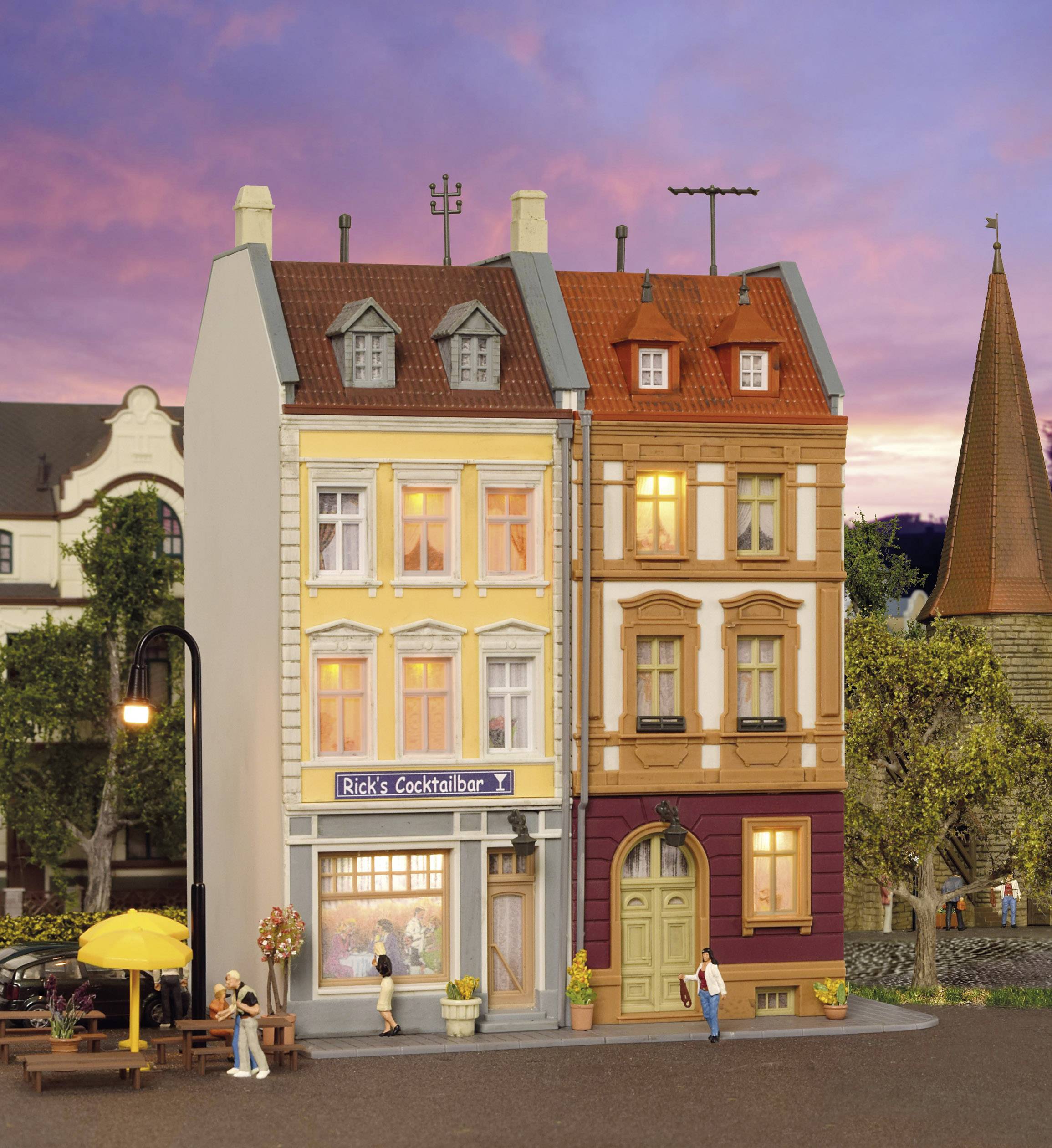 Будинок на площі Баллхаусплац, Кібрі 38383, комплект для складання H0, 1 шт.