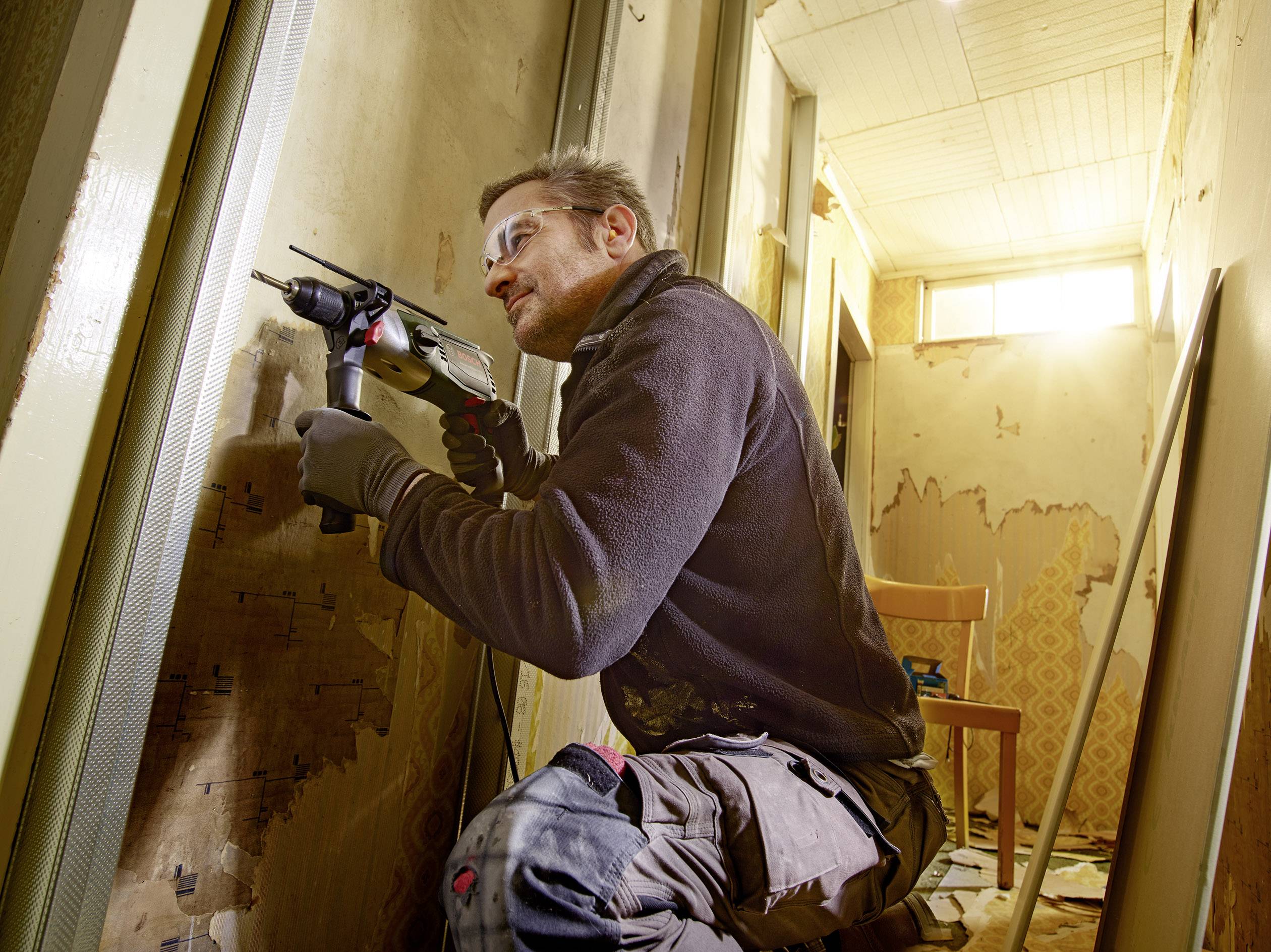 Ударний дриль Bosch Home and Garden AdvancedImpact 900 з 2 швидкостями, 900 Вт, з кейсом