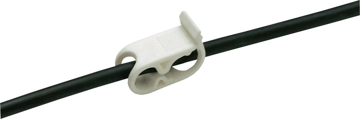 Czarny kabel jest zamocowany białą, owalną klamrą kablową. Klamra posiada małą zakładkę ułatwiającą jej otwieranie.