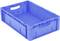 Niebieska, prostokątna plastikowa skrzynka z uchwytami po krótszych bokach. Jest pusta i czysta.