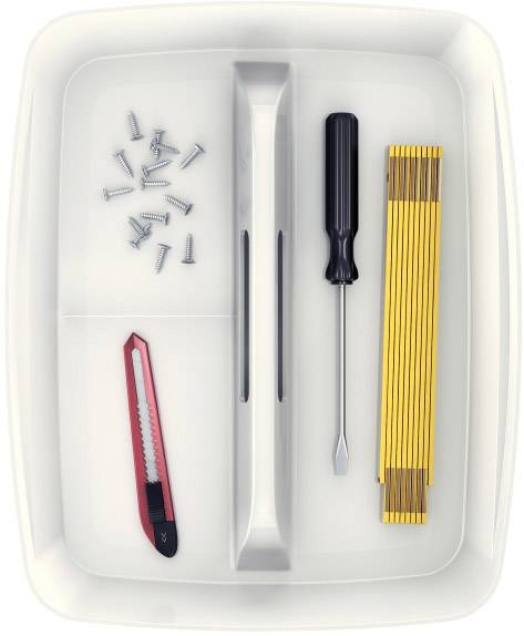 Biała taca z przegródkami zawiera śruby, czarny wkrętak, żółty miara składana i czerwony nóż do tapet.