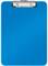 Niebieska deska clipboard z metalowym spinaczem u góry, bez widocznych dokumentów lub notatek.