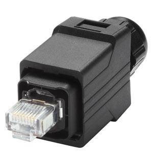 Czarny adapter wtykowy RJ45, używany przede wszystkim do połączeń sieciowych, z widocznym złączem kabla sieciowego.