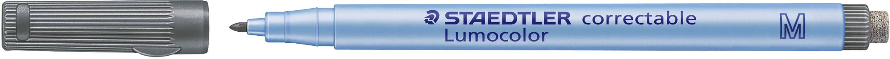 Niebieski, ścieralny marker STAEDTLER Lumocolor z szarą nakładką, odpowiedni do tablic suchościeralnych i oznaczeń niepermanentnych.