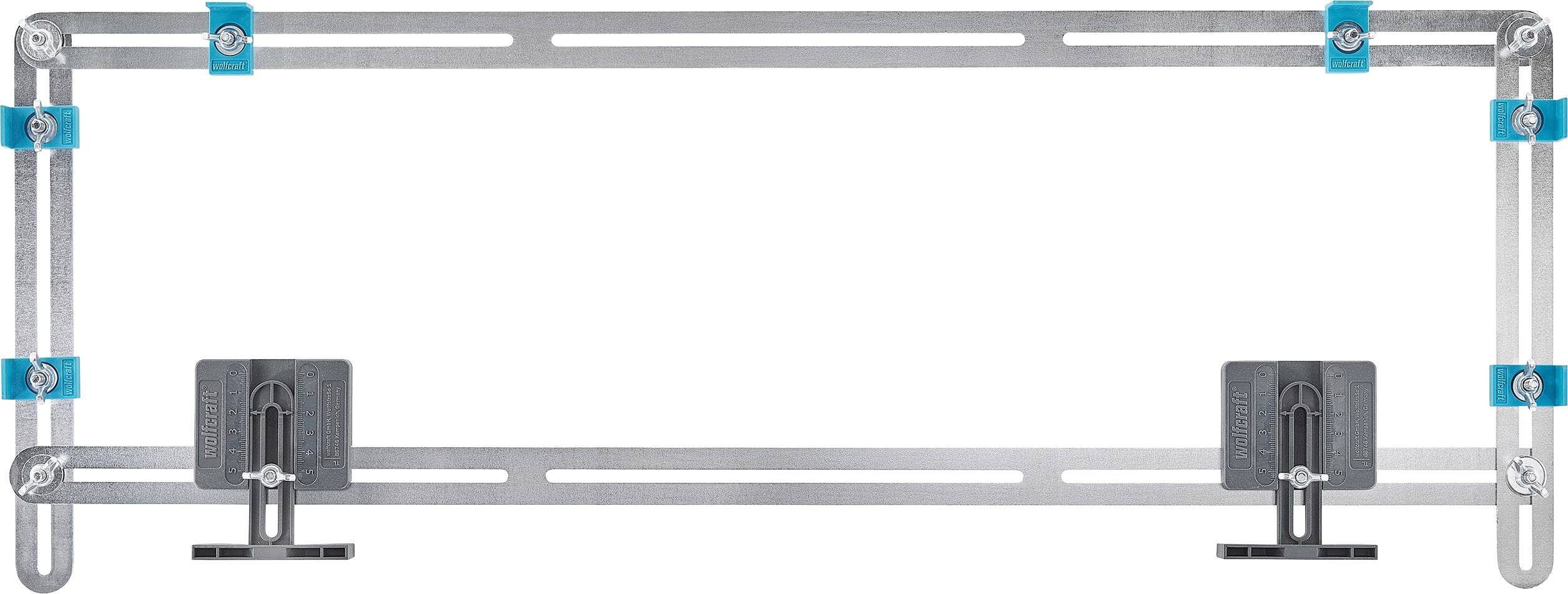 Metalowy dekolt prosty z niebieskimi elementami łączącymi. Regulowane mocowania po obu stronach.