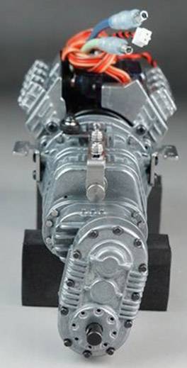 Elektryczny układ napędowy z widocznymi połączeniami kablowymi na górnej powierzchni, odpowiedni do zastosowań przemysłowych w maszynach.