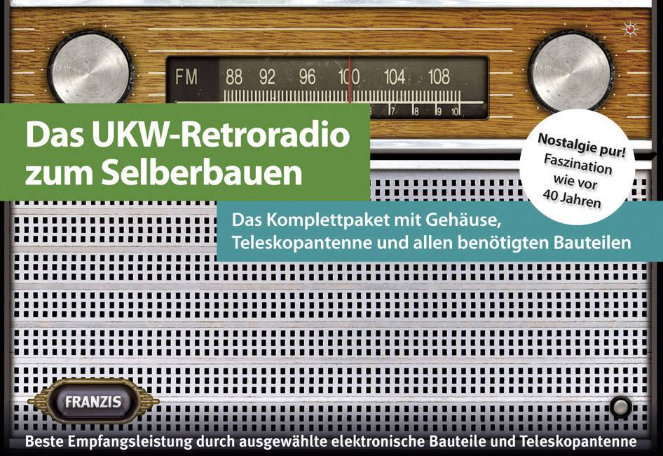 'Stare radio z drewnianą obudową i charakterystyczną kratką głośnika. Tekst: Retro radio UKW do samodzielnego montażu. Czysta nostalgia!'