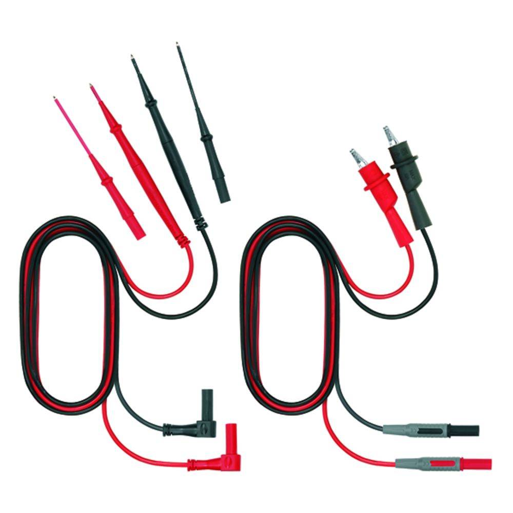 Dwa przewody pomiarowe z zaciskami krokodylkowymi i końcówkami pomiarowymi w kolorach czerwonym i czarnym, używane do pomiarów i testów elektrycznych.