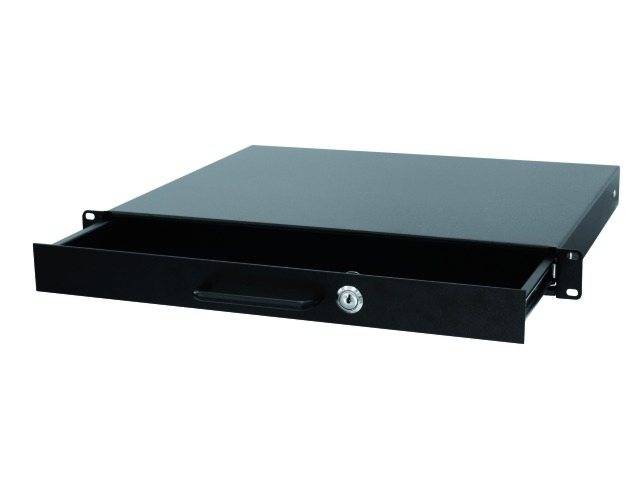 Czarny panel z uchwytem i zamkiem, przeznaczony do montażu w szafie 19-calowej, zapewnia bezpieczne przechowywanie urządzeń.