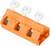 Pomarańczowa, trzystykowa kostka przyłączeniowa z trzema białymi dźwigniami, służąca do łączenia przewodów elektrycznych.
