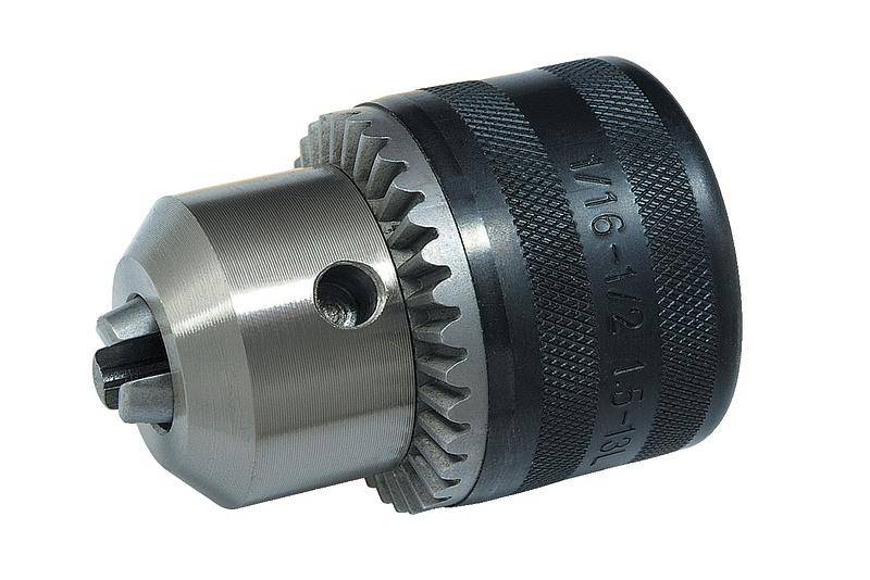 Uchwyt wiertarski metalowy w kolorze srebrno-czarnym, z uzębionym pierścieniem do mocowania wierteł. Odpowiedni do różnych rodzajów wiertarek.