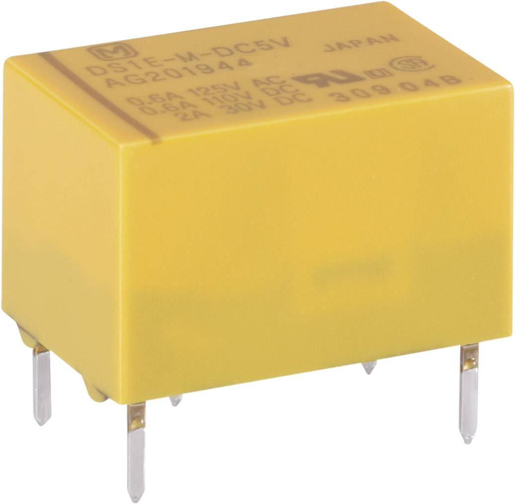 Żółte elektryczne przekaźnik z napisem 'D3E-M-DC5V'. Ma cztery srebrne nóżki przyłączeniowe od spodu.