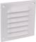 Biała, kwadratowa osłona kratki wentylacyjnej z tworzywa sztucznego z poziomymi lamelkami, przeznaczona do wentylacji budynków.
