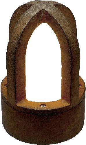 Kunsztownie ukształtowany element metalowy o wygiętym, ostro zakończonym wzorze u góry. Posiada okrągłą podstawę i jest zabarwiony na brązowo.