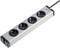 Listwa zasilająca z czterema gniazdami i przewodem sieciowym, odpowiednia do podłączenia kilku urządzeń elektronicznych.
