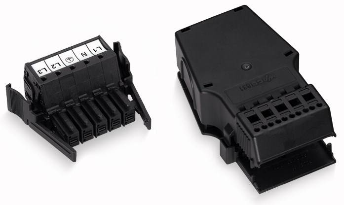 Dwie czarne elektryczne listwy zaciskowe z numerowanymi złączami do przewodów. Po lewej stronie widocznych jest sześć ponumerowanych portów.