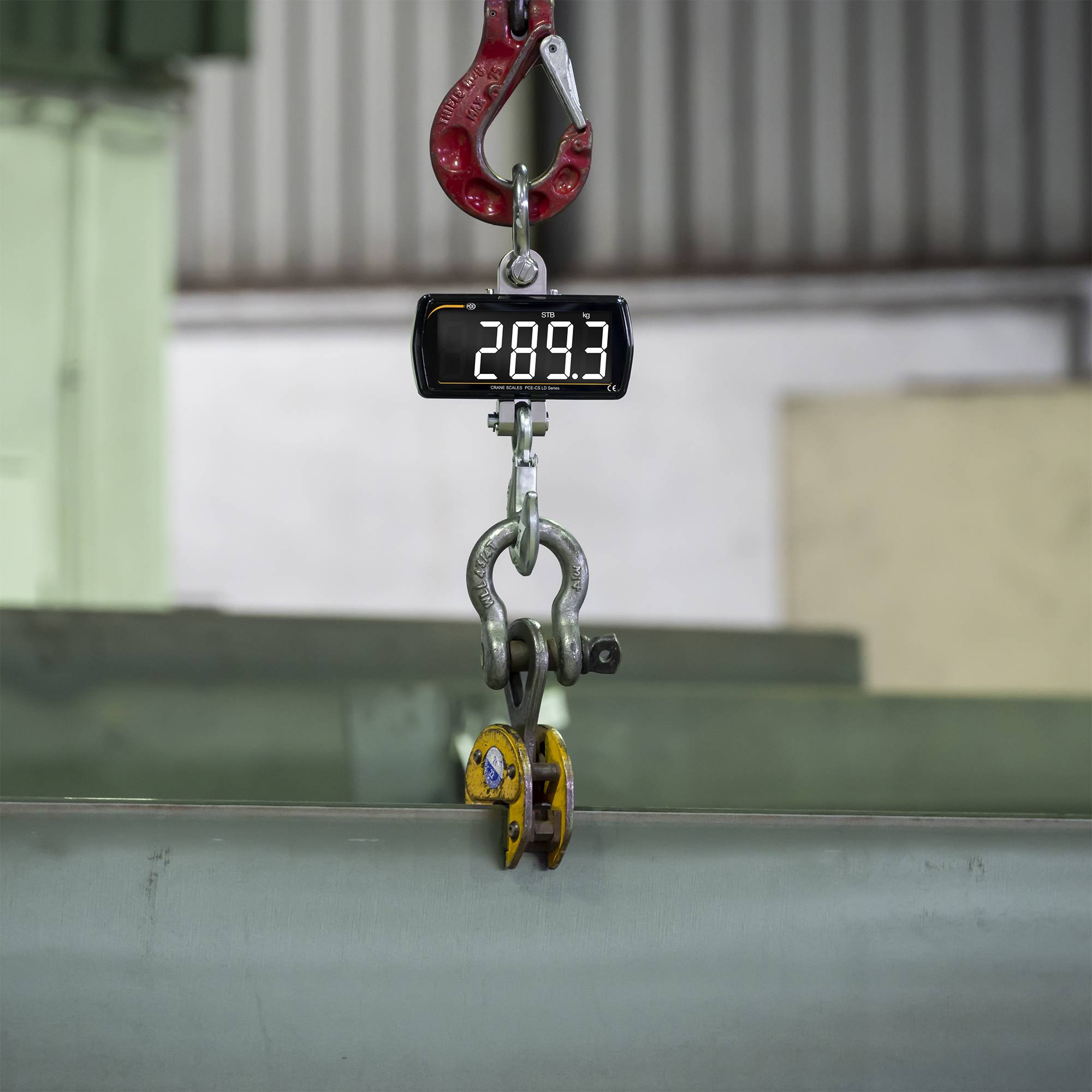 Кранові ваги PCE Instruments, максимальний діапазон вимірювання 300 кг, батарея, чорний колір