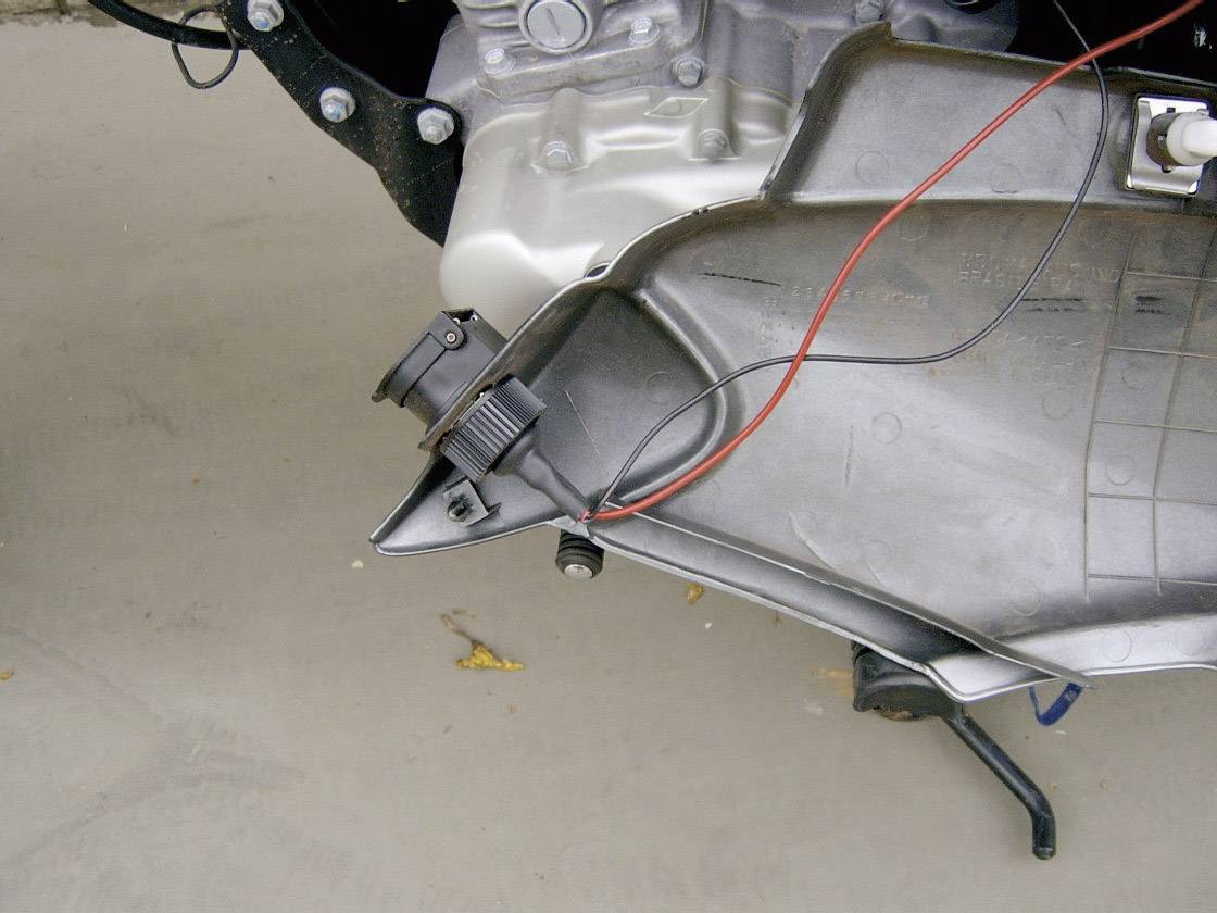 Розетка для мотоцикла з кришкою 12V